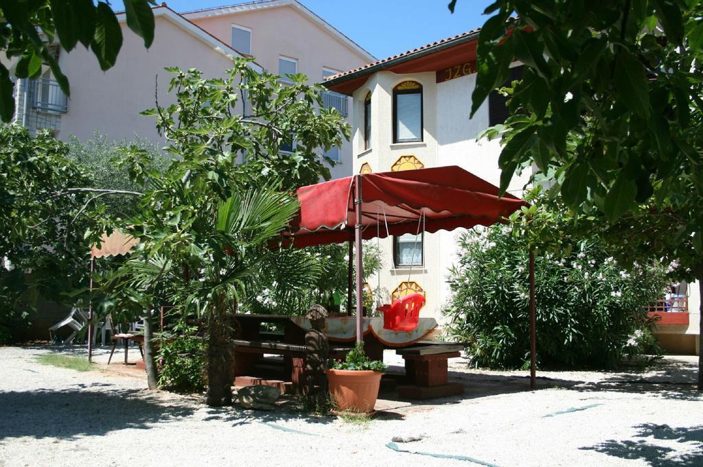 Apartments Nea Rovinj Eksteriør billede
