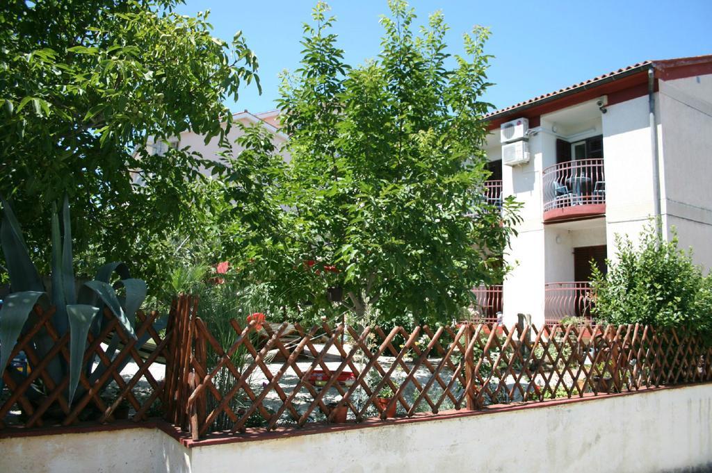 Apartments Nea Rovinj Eksteriør billede